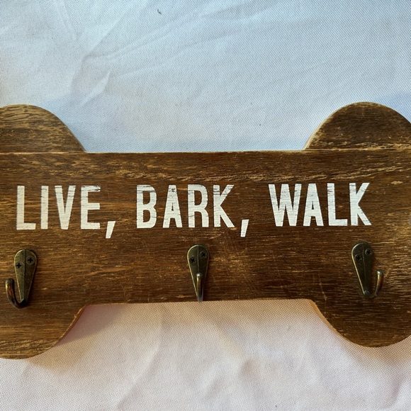 Dog leash wall mounted hook - Picture 1 of 2